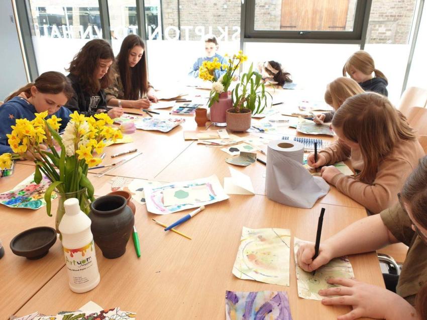 Art Club 01 Scaled 942282