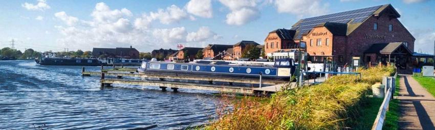 Bartonmarina Residentialmoorings Header 366817