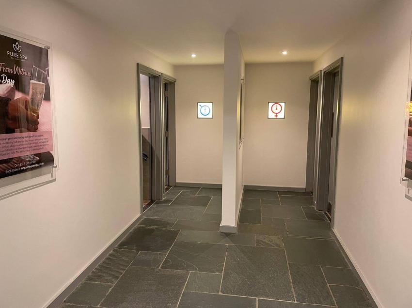 Changing Rooms 2 430231
