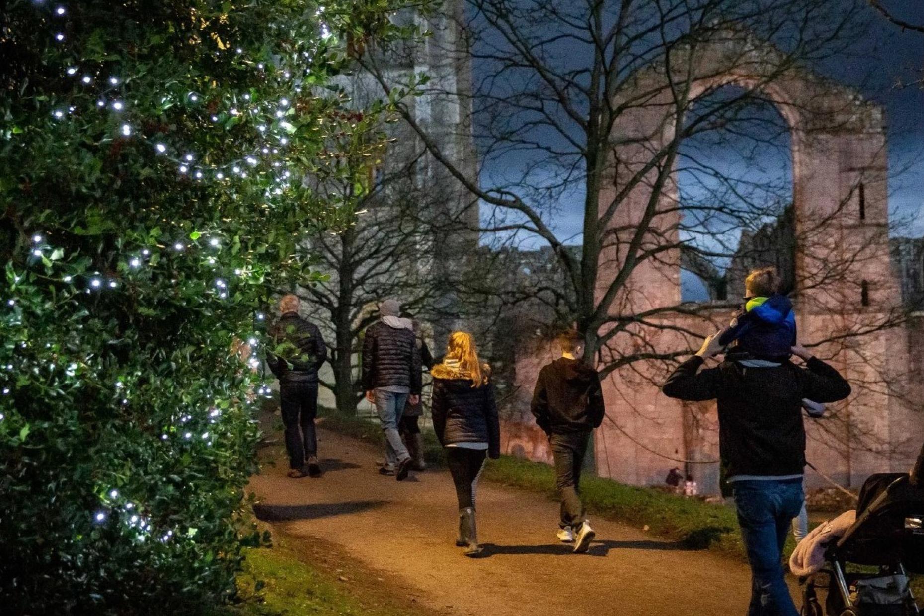 Fountains Abbey At Christmas Time 885193
