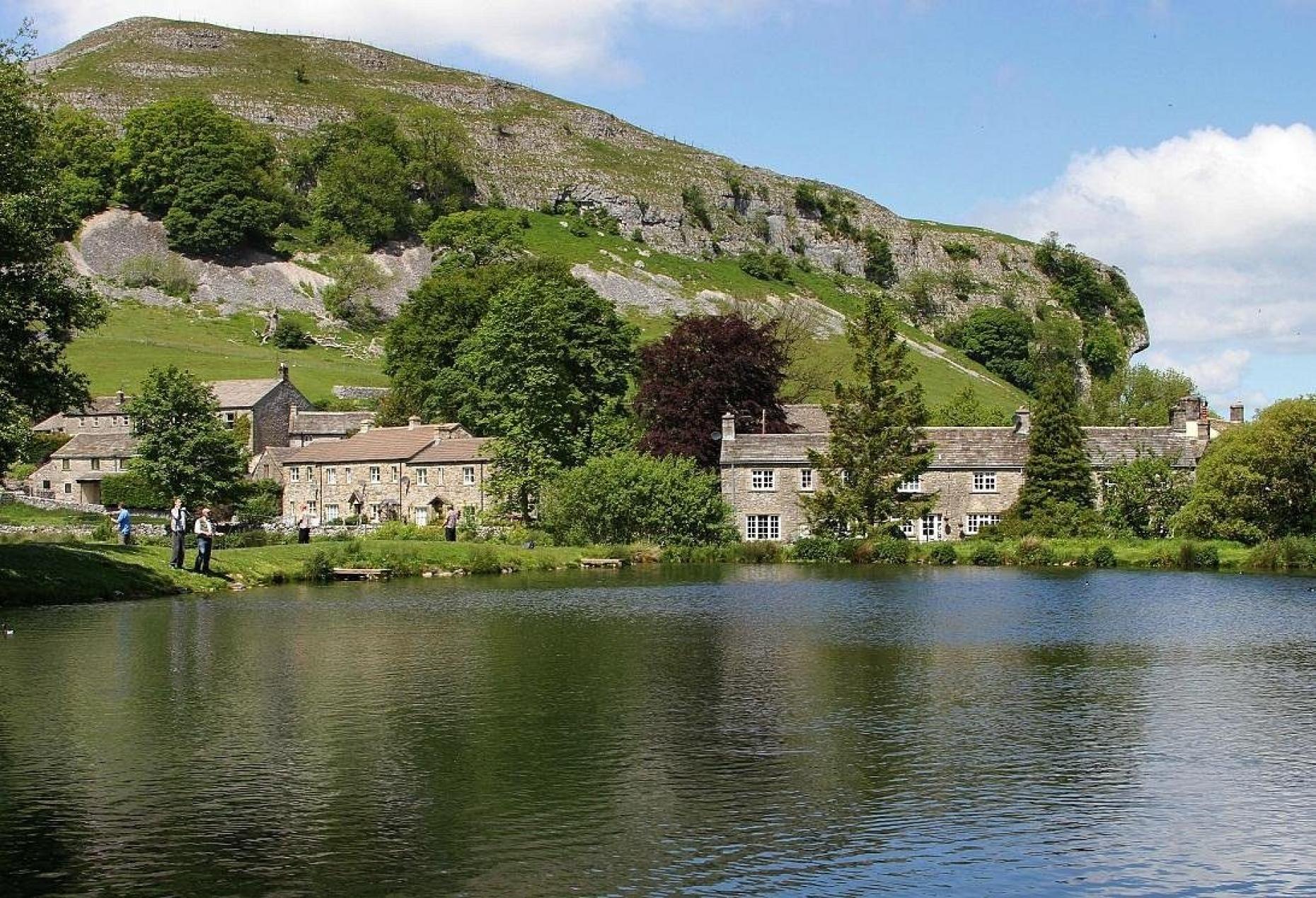 Kilnsey Park 781365