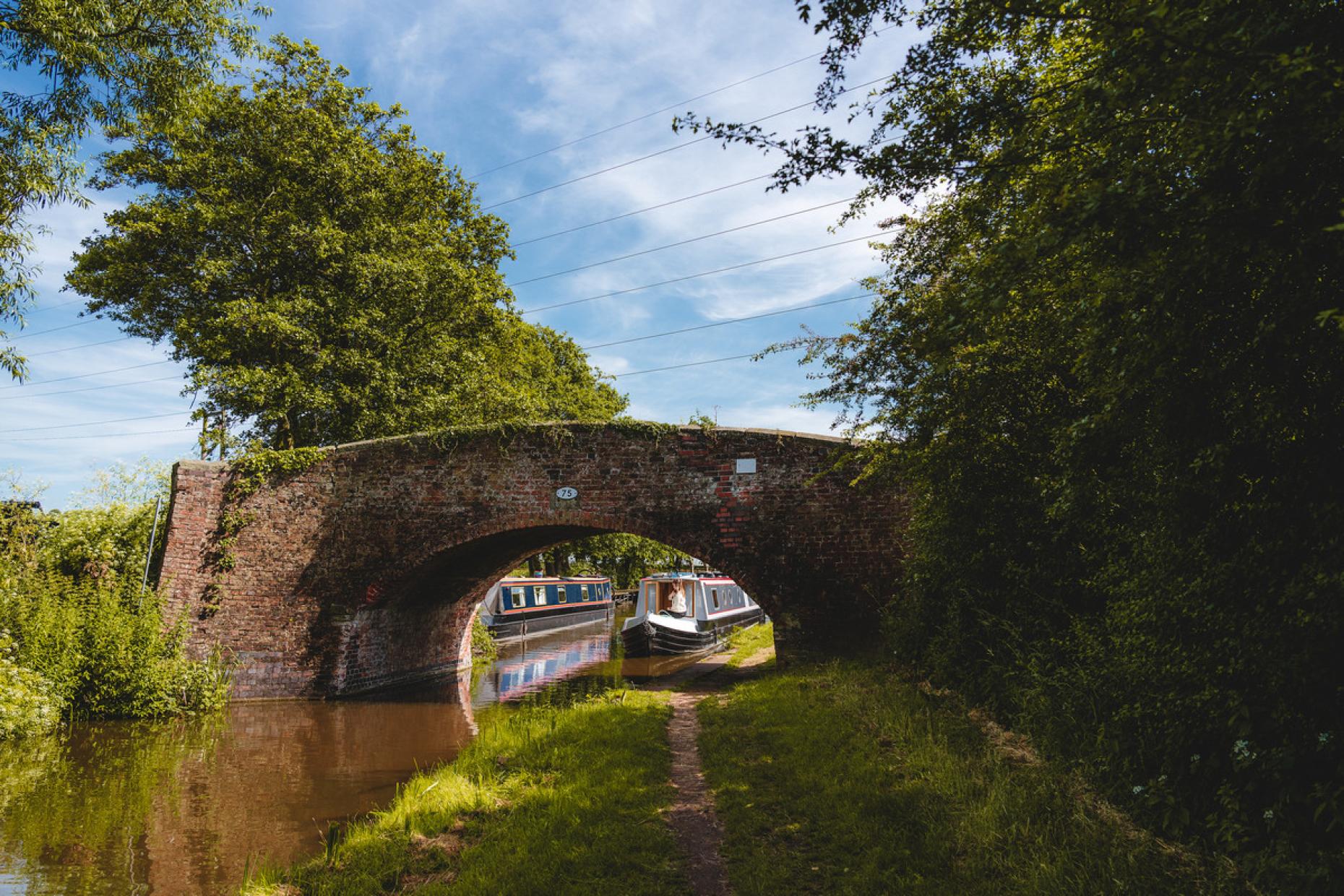 Lle Gh 00383 208053