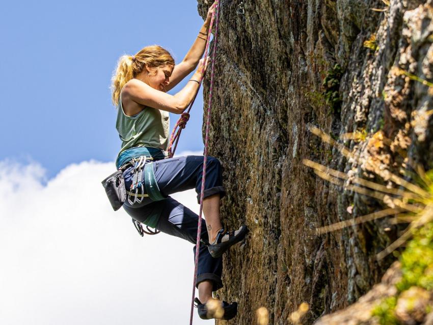 Rock Climbing 520490
