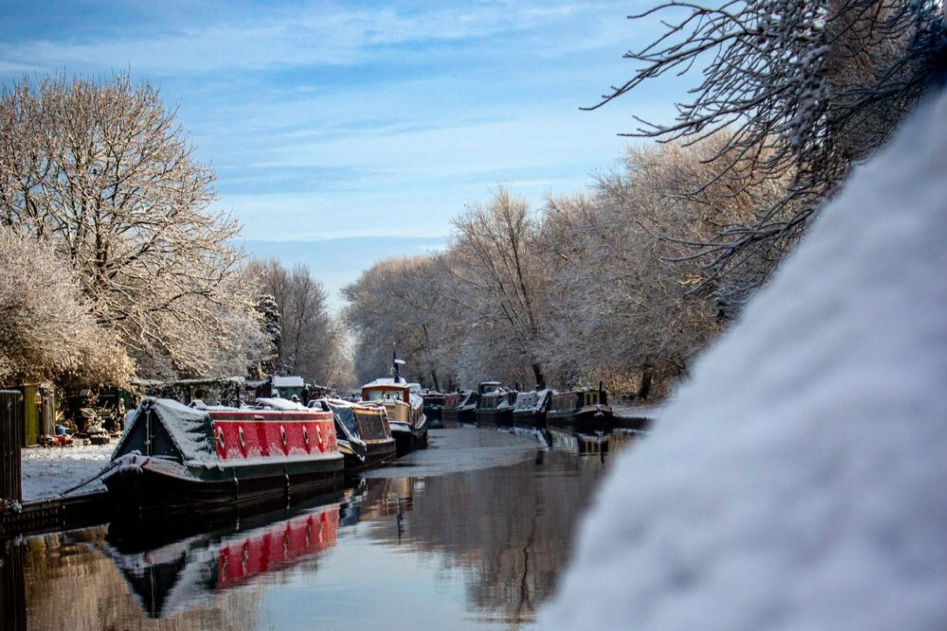 Snow Trent Mersey Canal Crop 641852