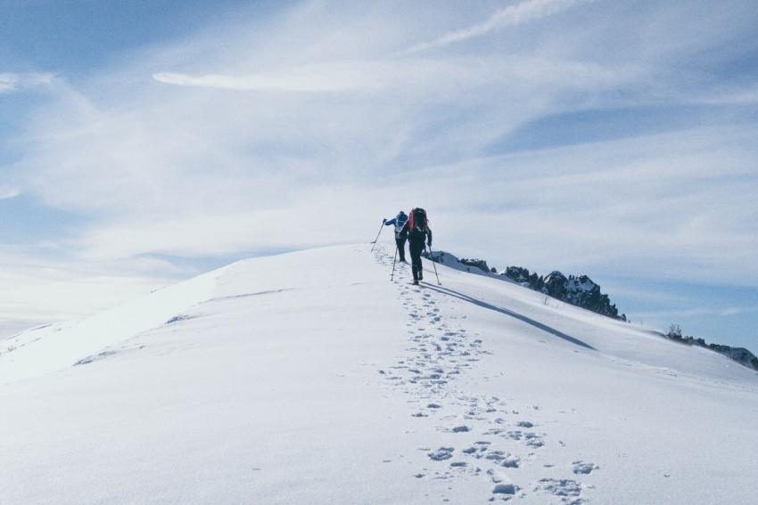 Winter Hike Snow 637535