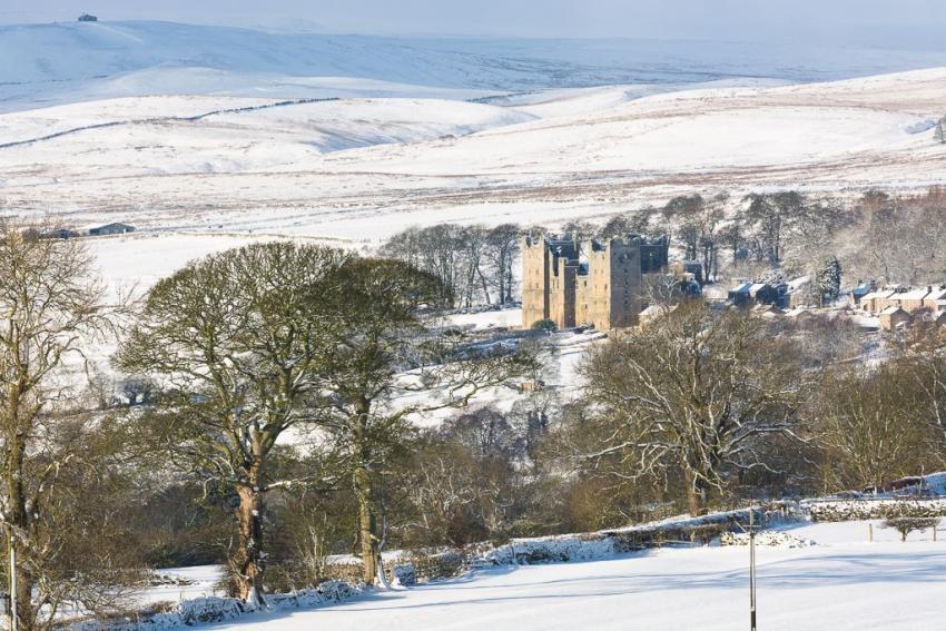 Winter Scene At Castle Bolton 2 Sharpened 637518