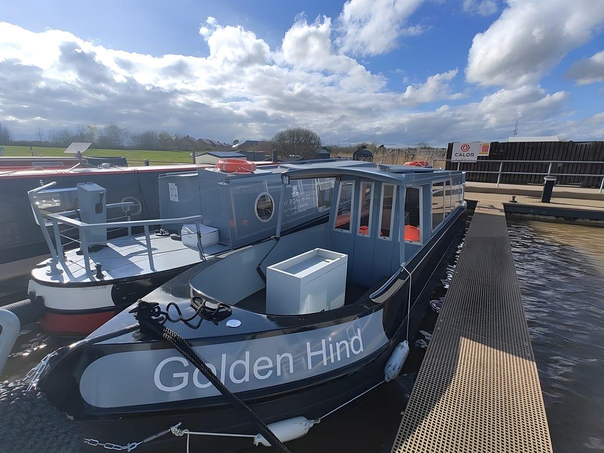 Boat Hire 19