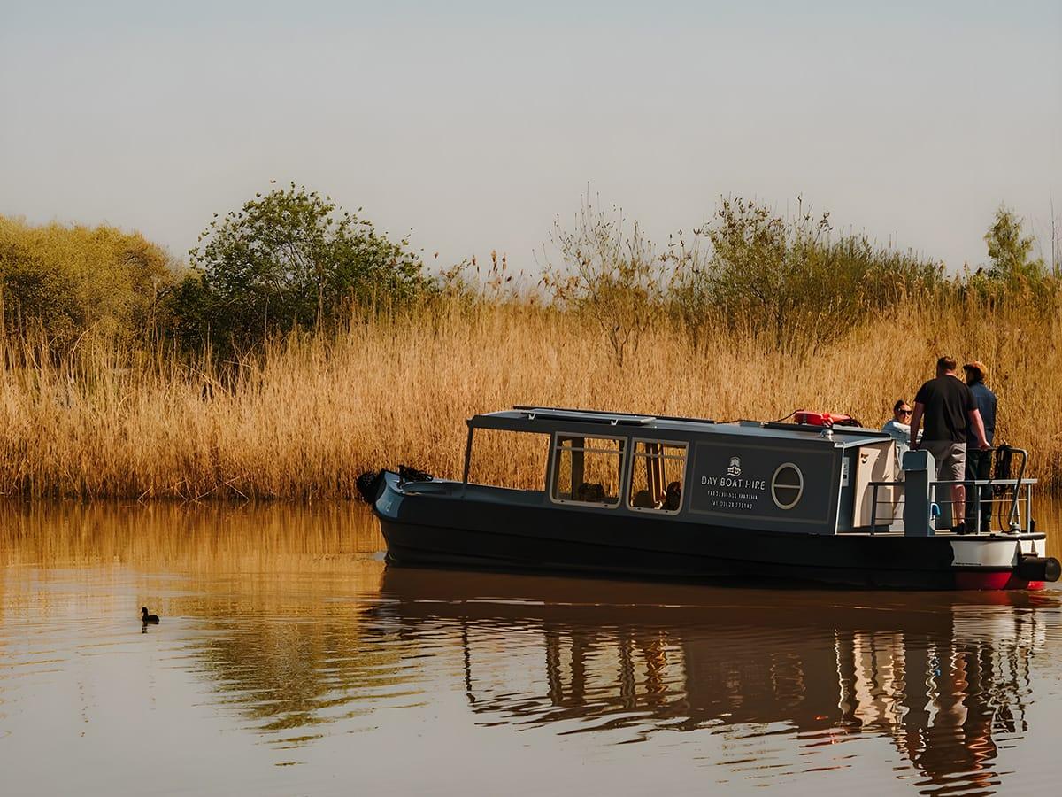 Boat Hire 5
