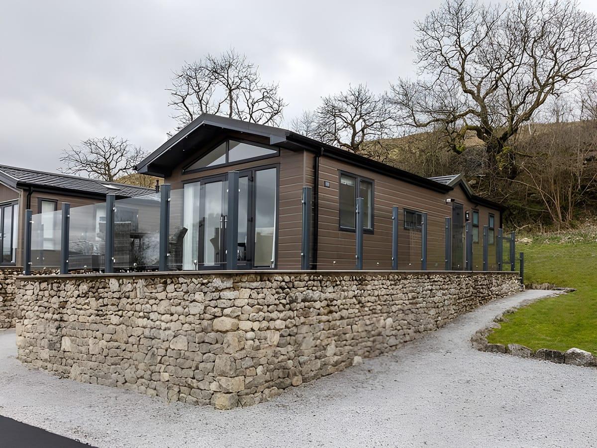 Longashes Lodges 34