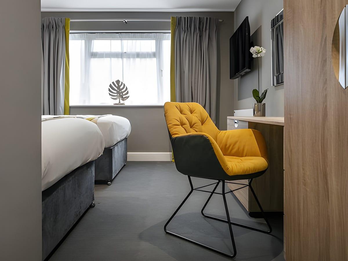 Roydon Hotel 2