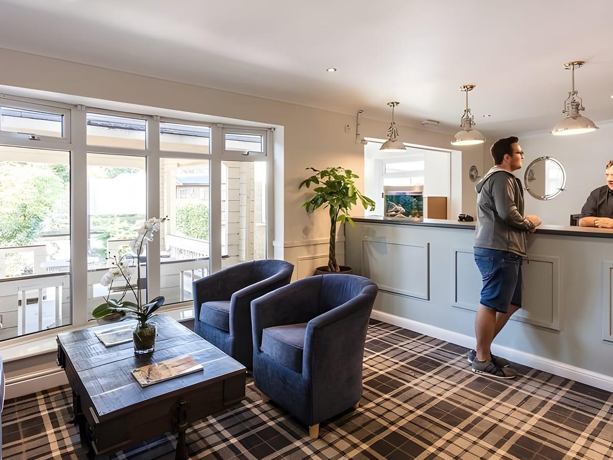 Roydon Hotel 21