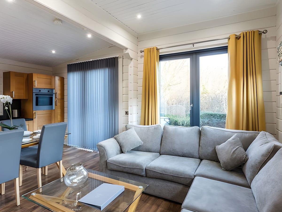 Roydon Lodge 28