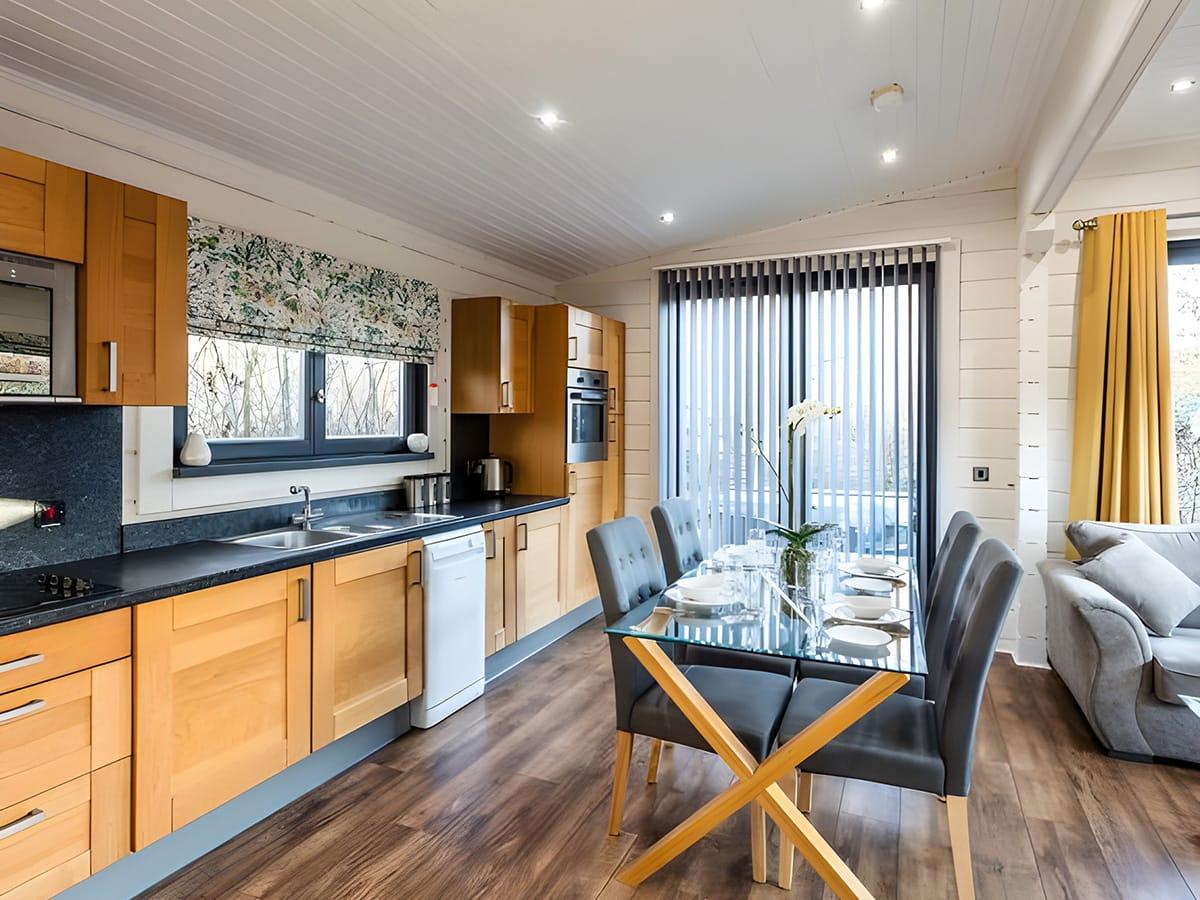 Roydon Lodge 29