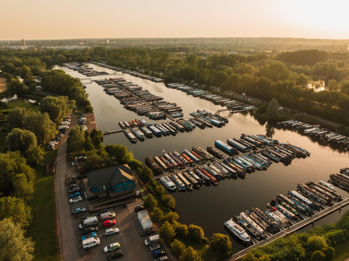 Roydon Marina 00066 Lrj 1 