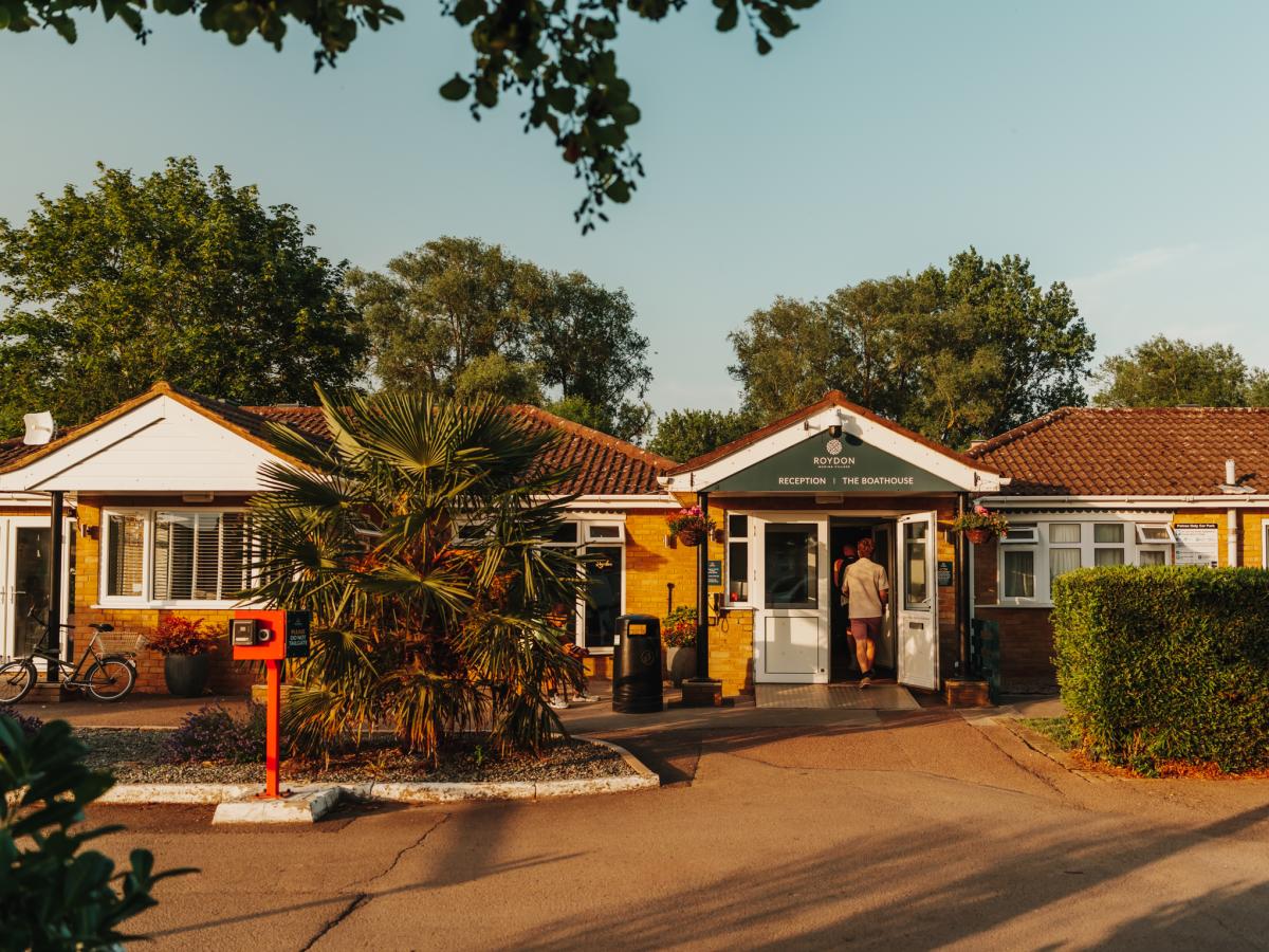 The Boathouse 00085 Lrj