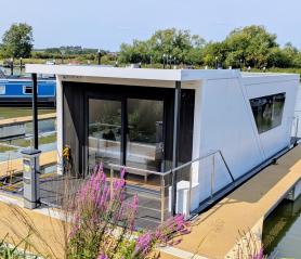 Floating Lodge