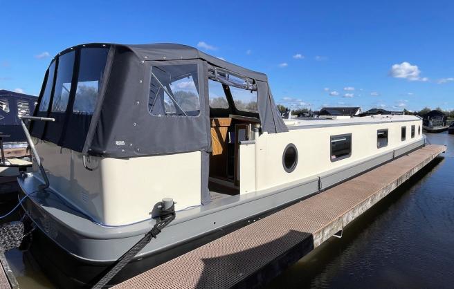 Kg Widebeam Boat 17 1053852