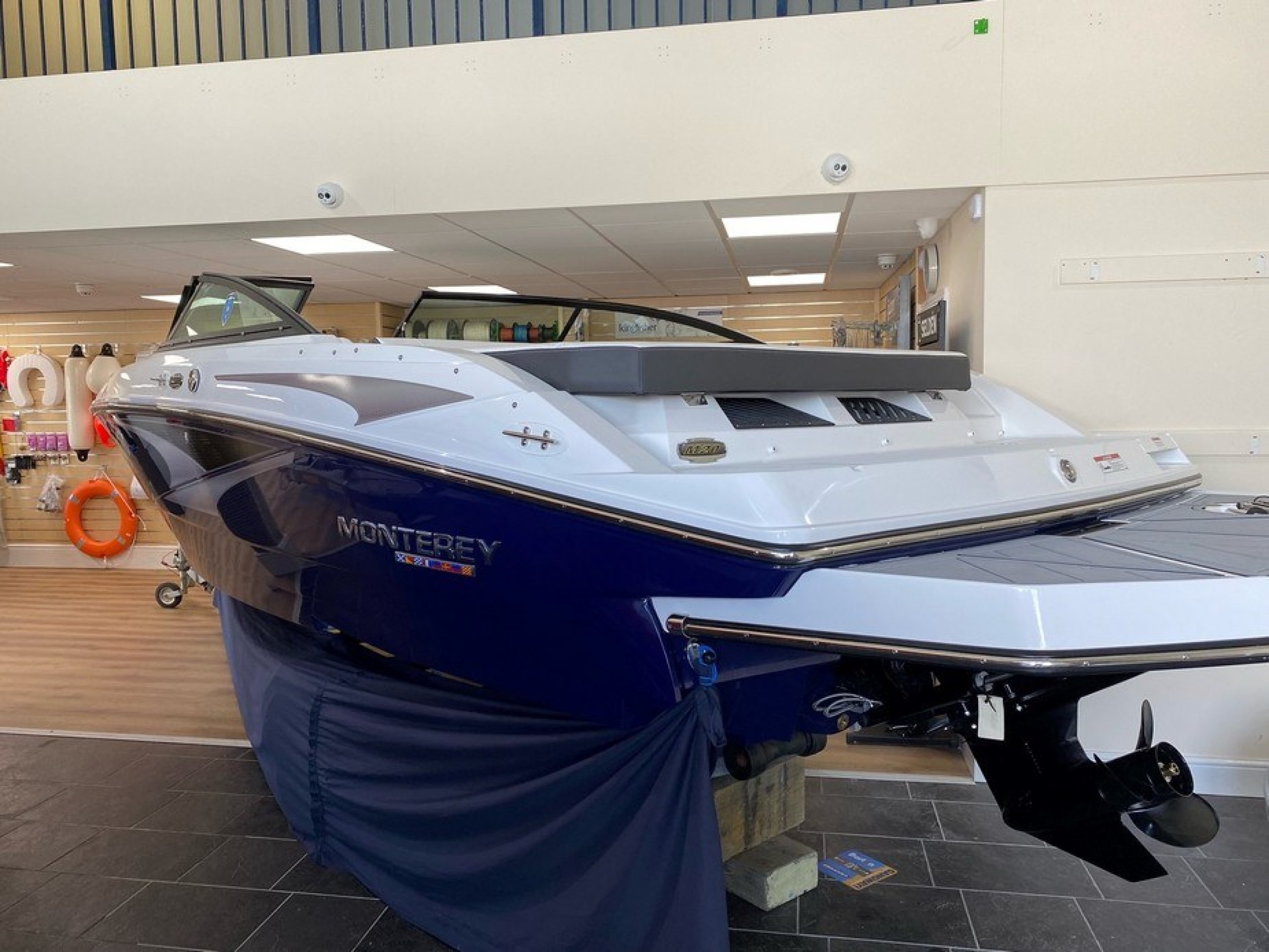 Monterey M20