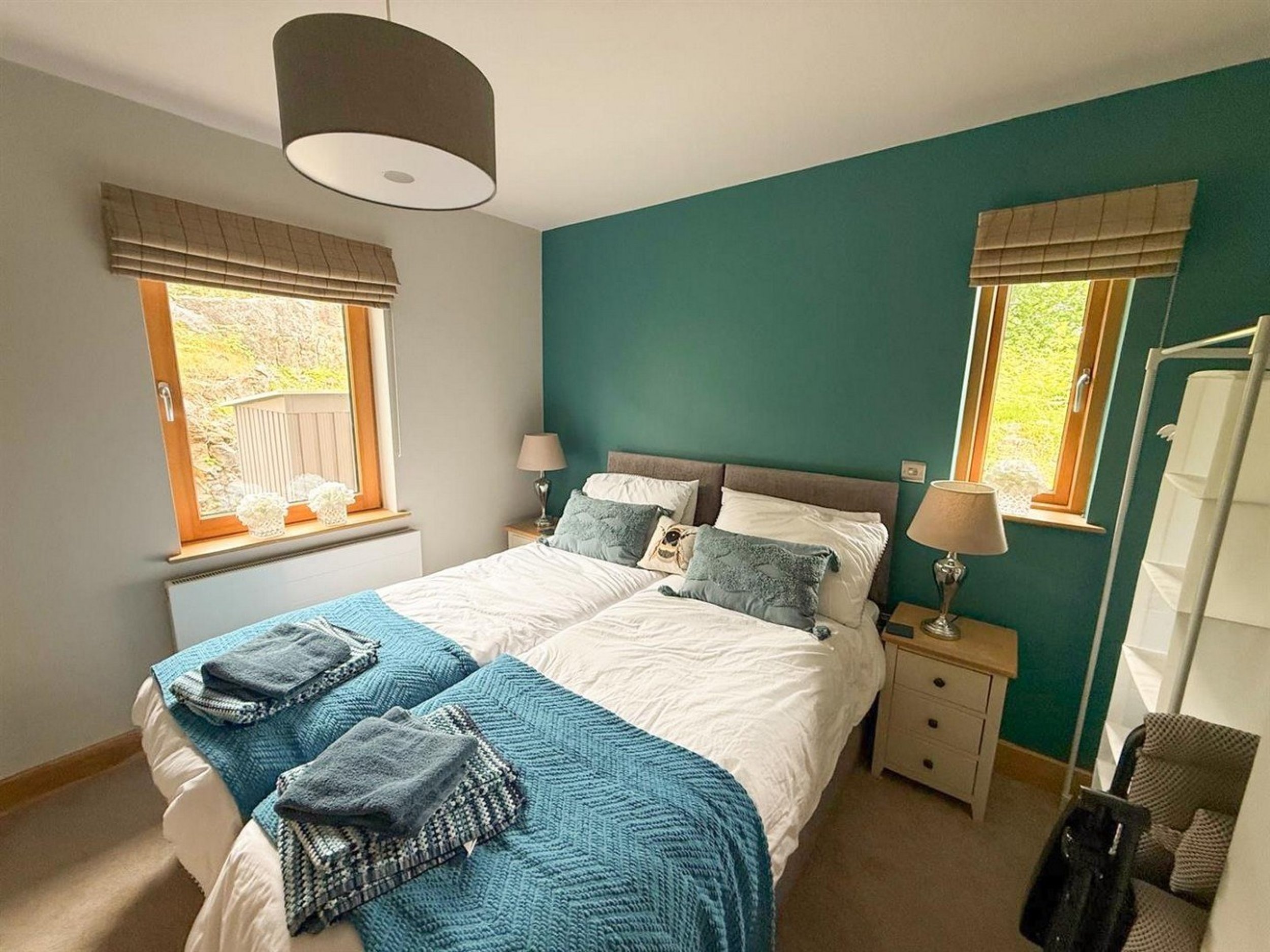 9 Thorpe View