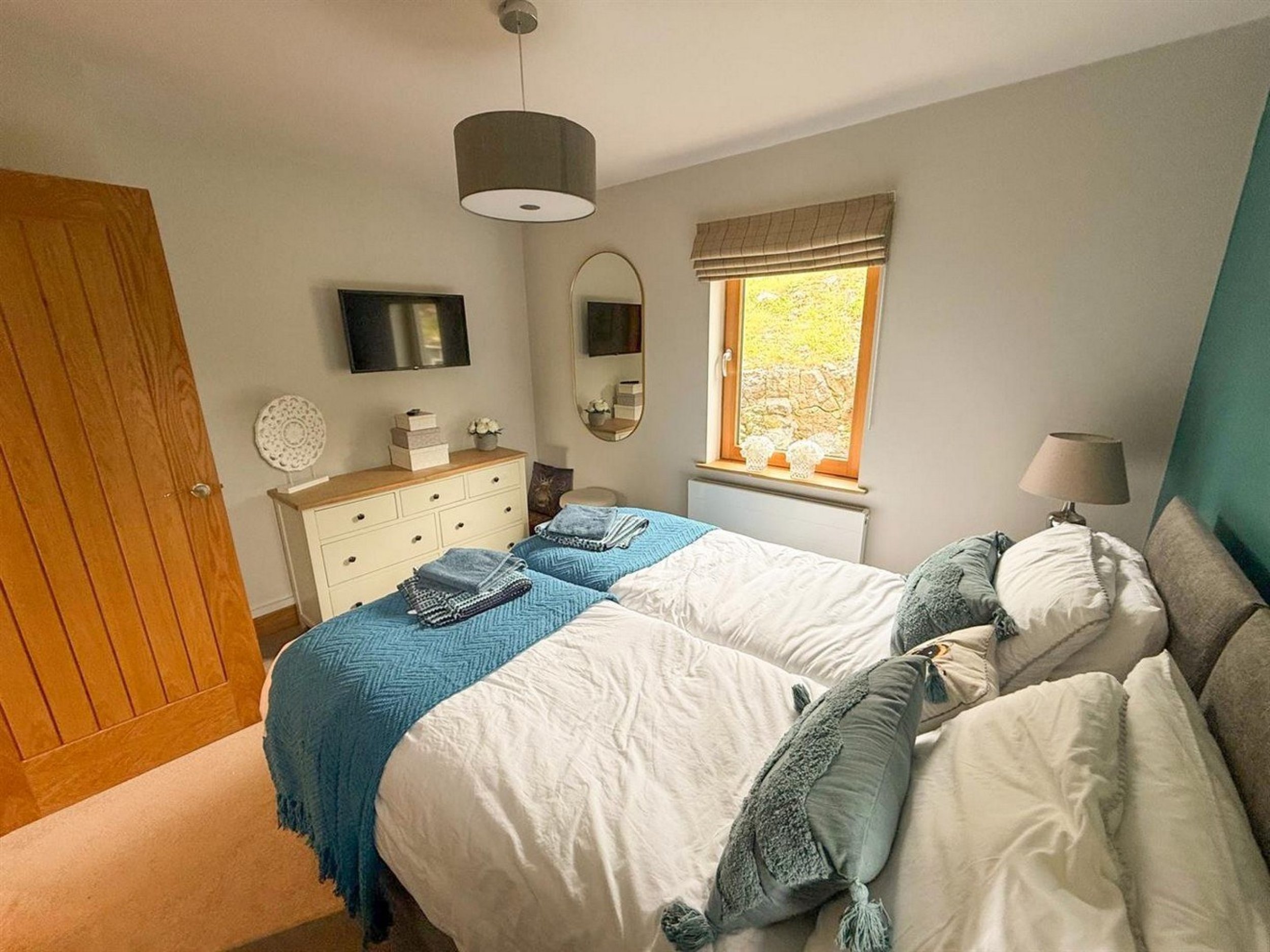 9 Thorpe View