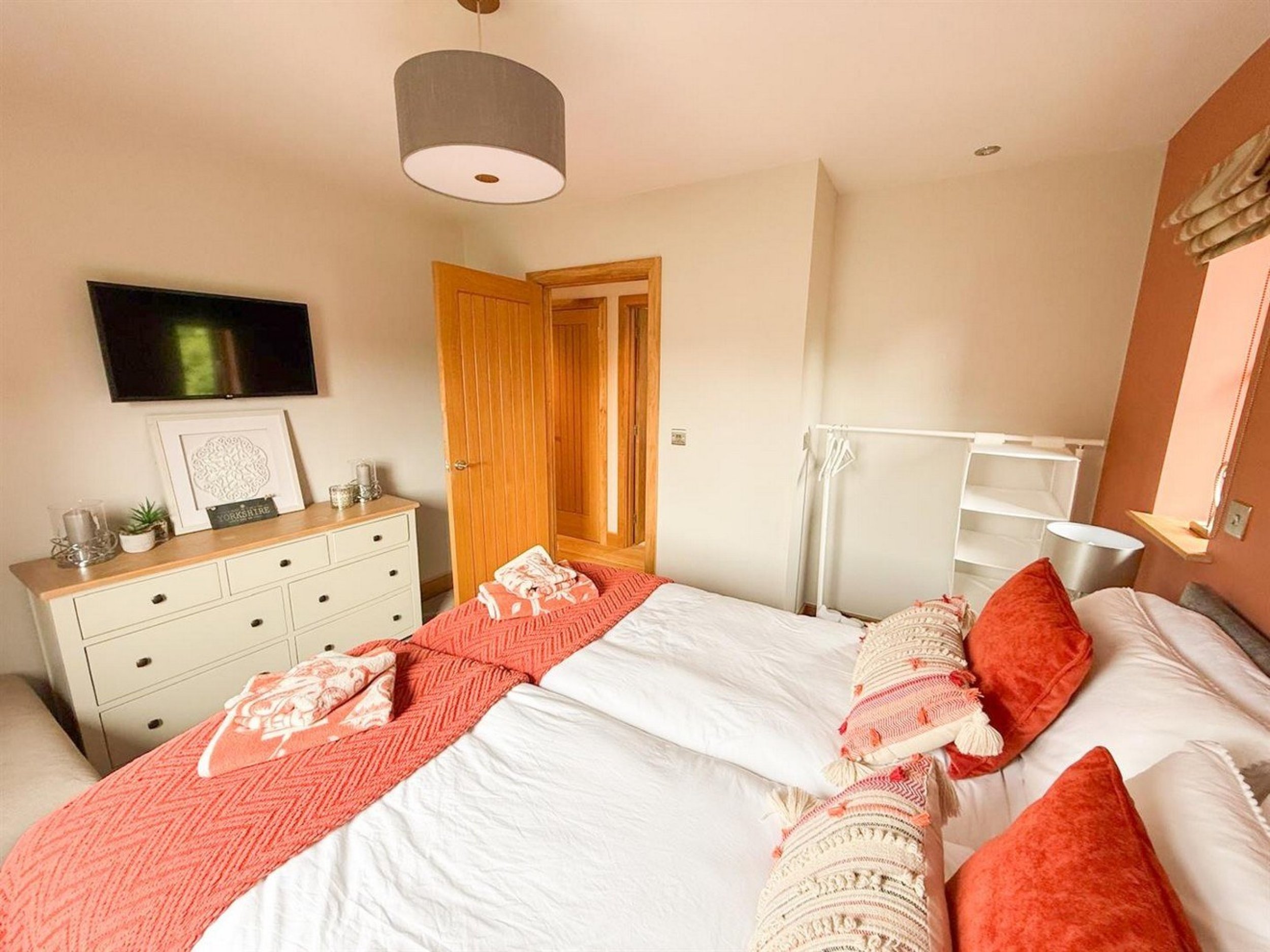 9 Thorpe View