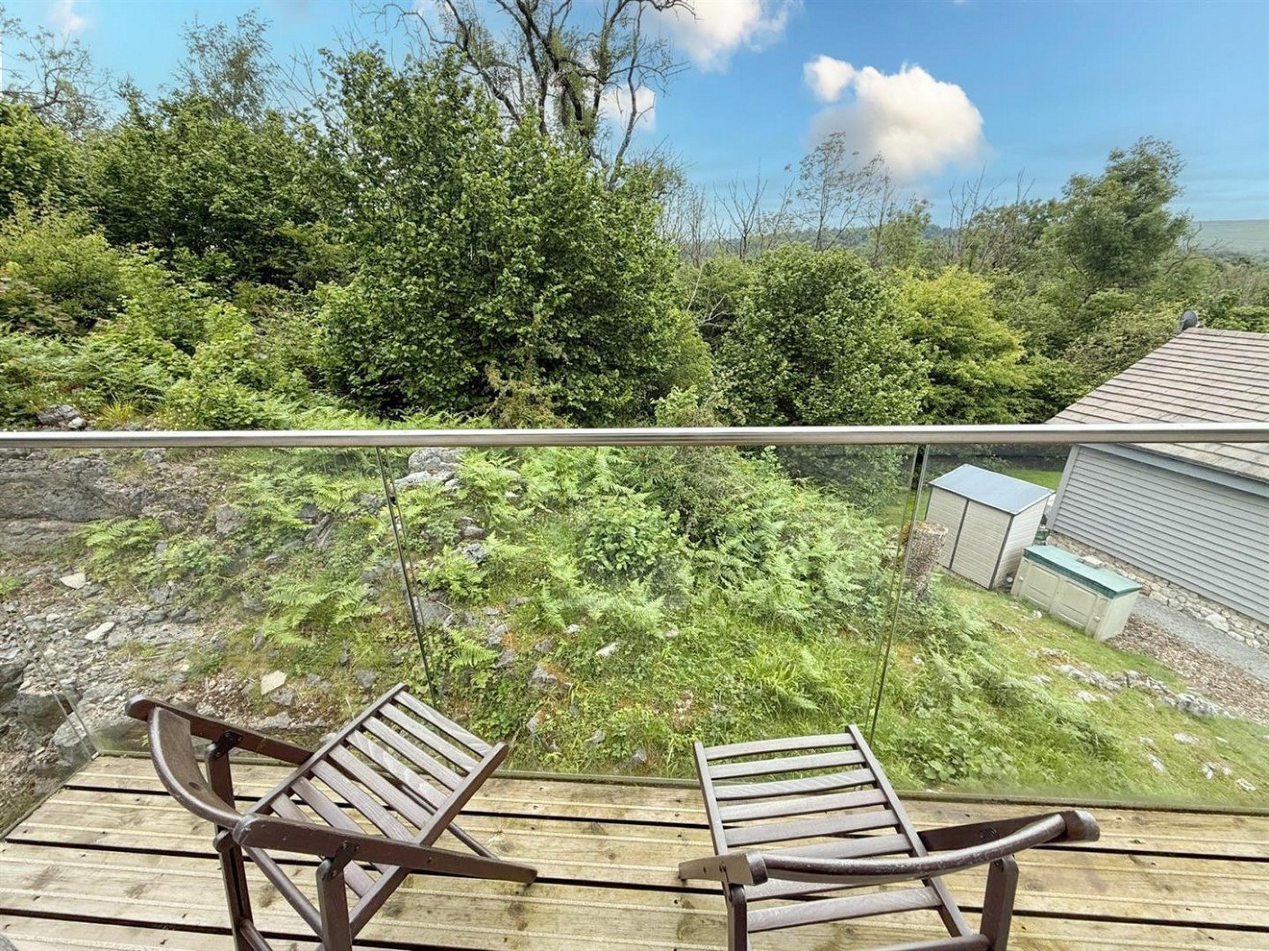 9 Thorpe View