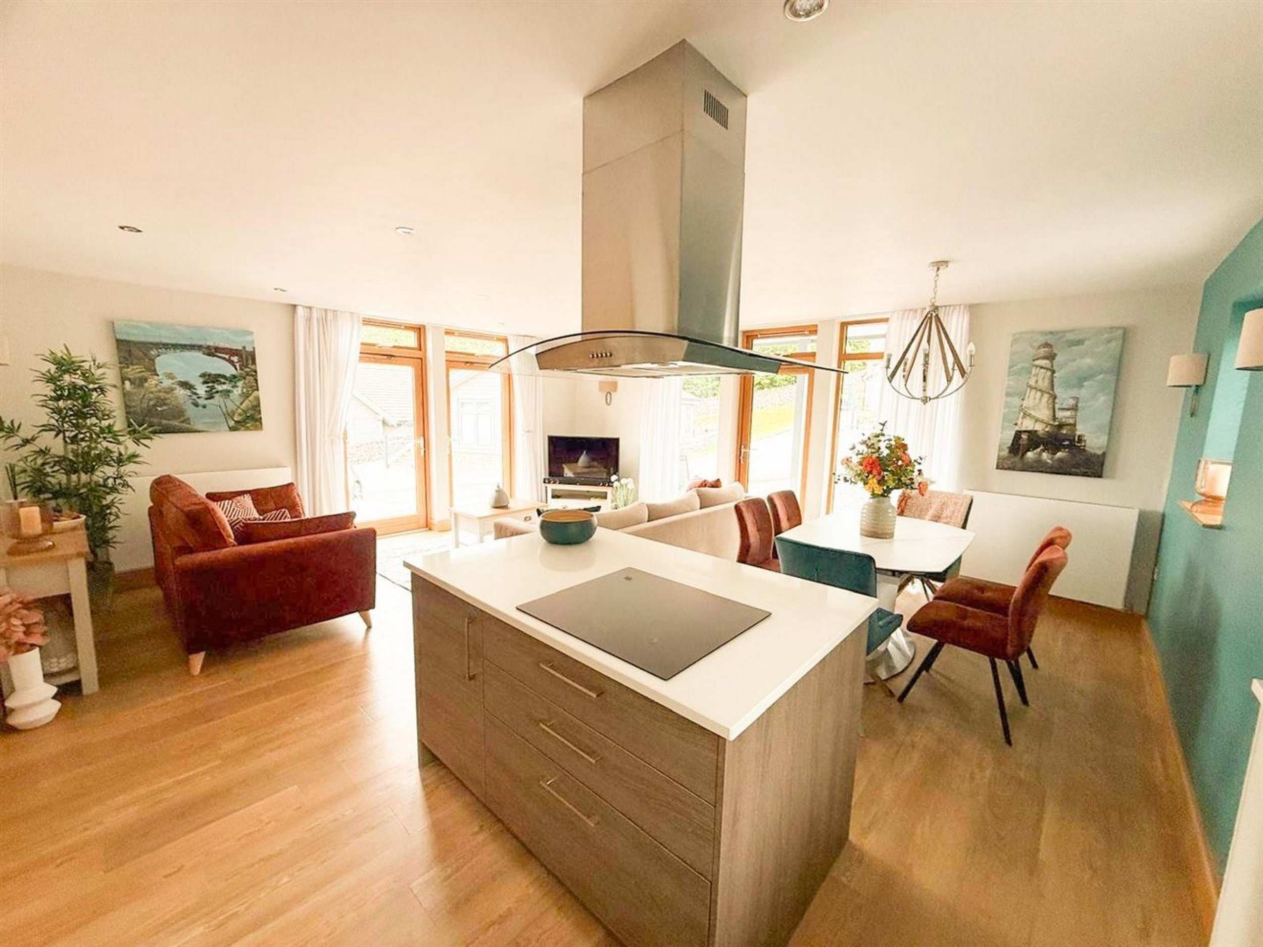 9 Thorpe View