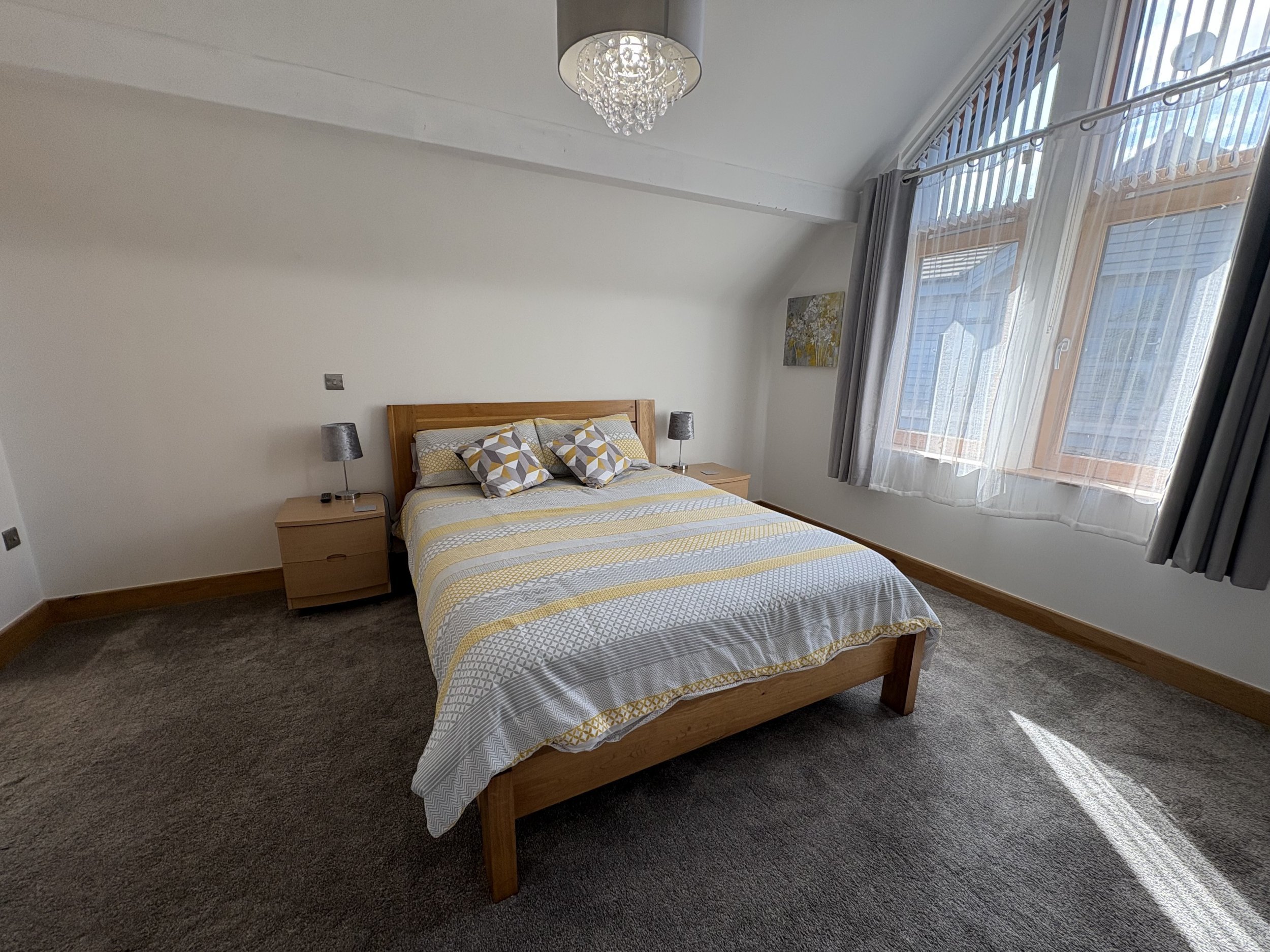 11 Thorpe View