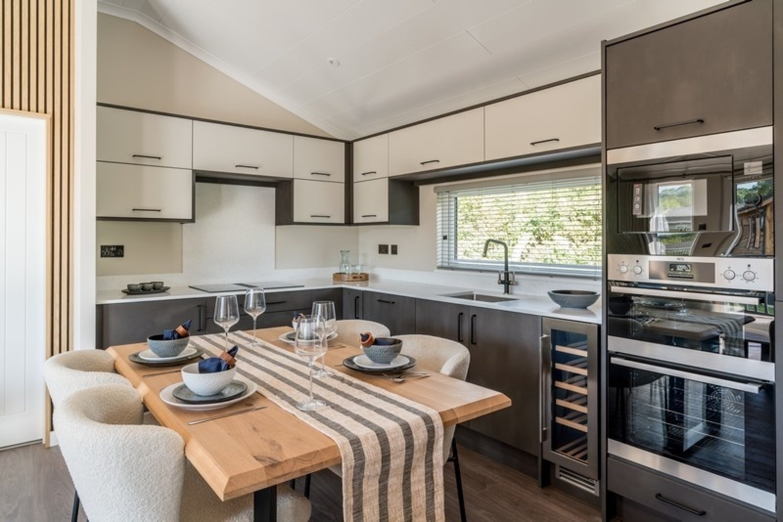 *UNDER OFFER* The Alaska Lodge