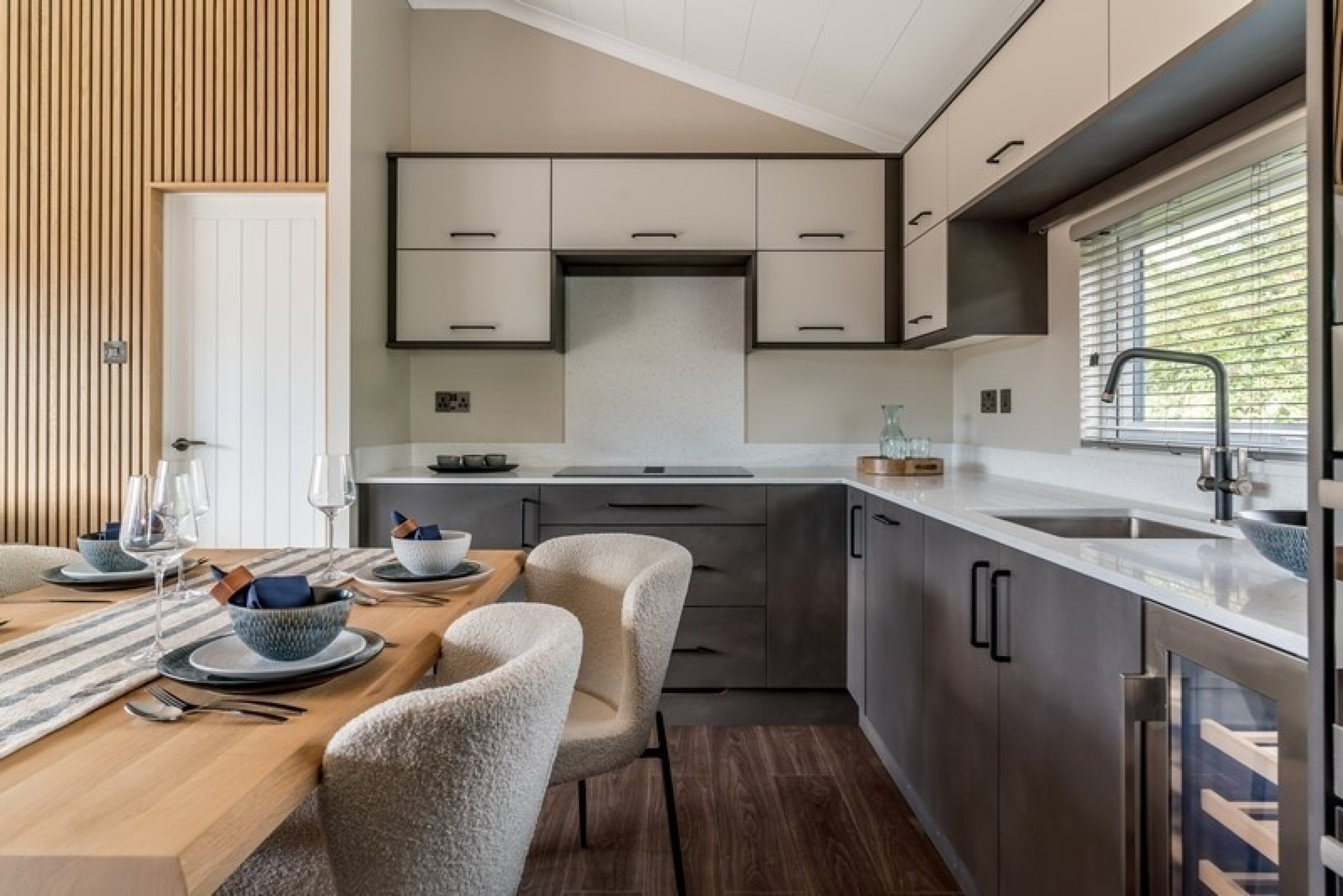 *UNDER OFFER* The Alaska Lodge