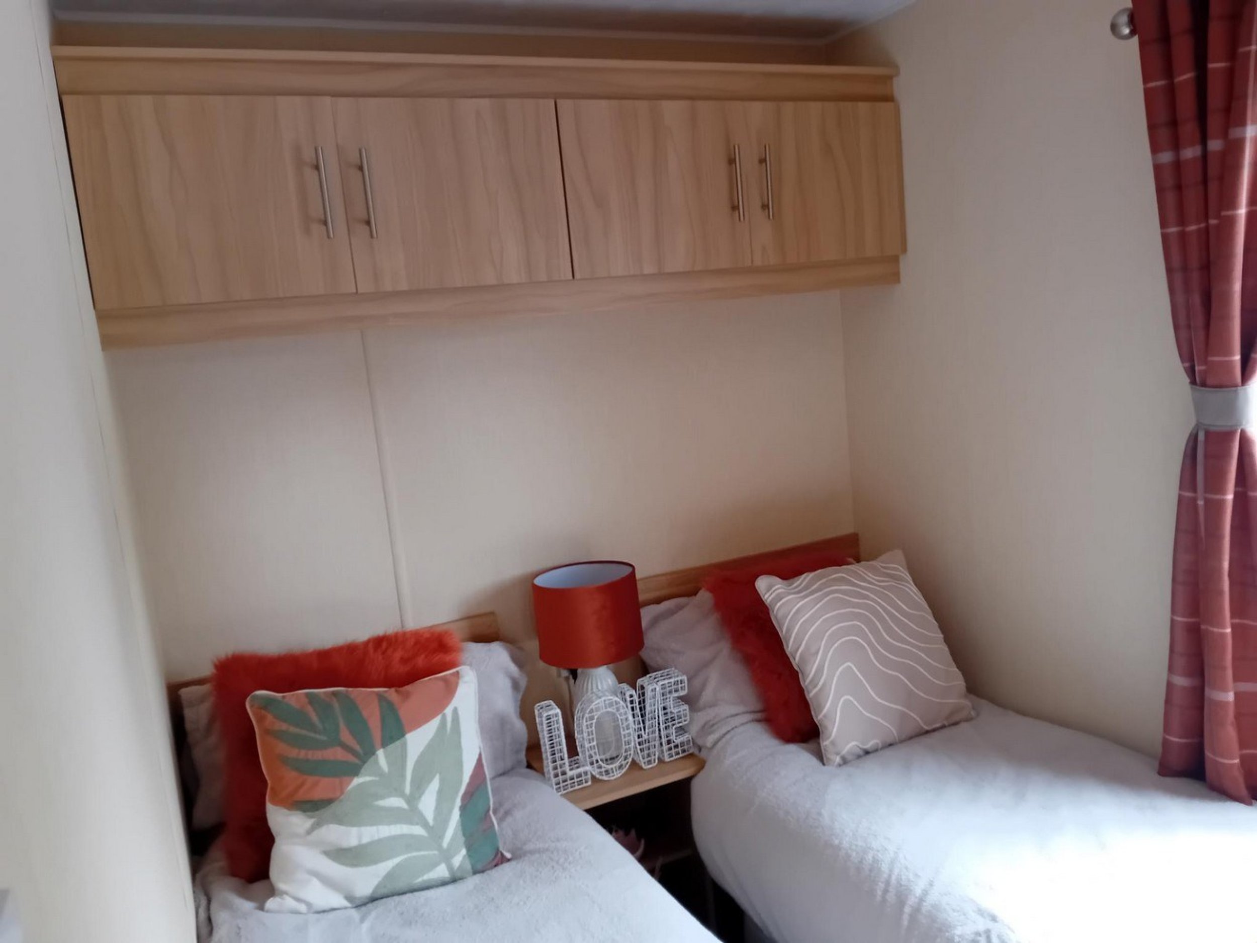 Arronbrook Luxihome