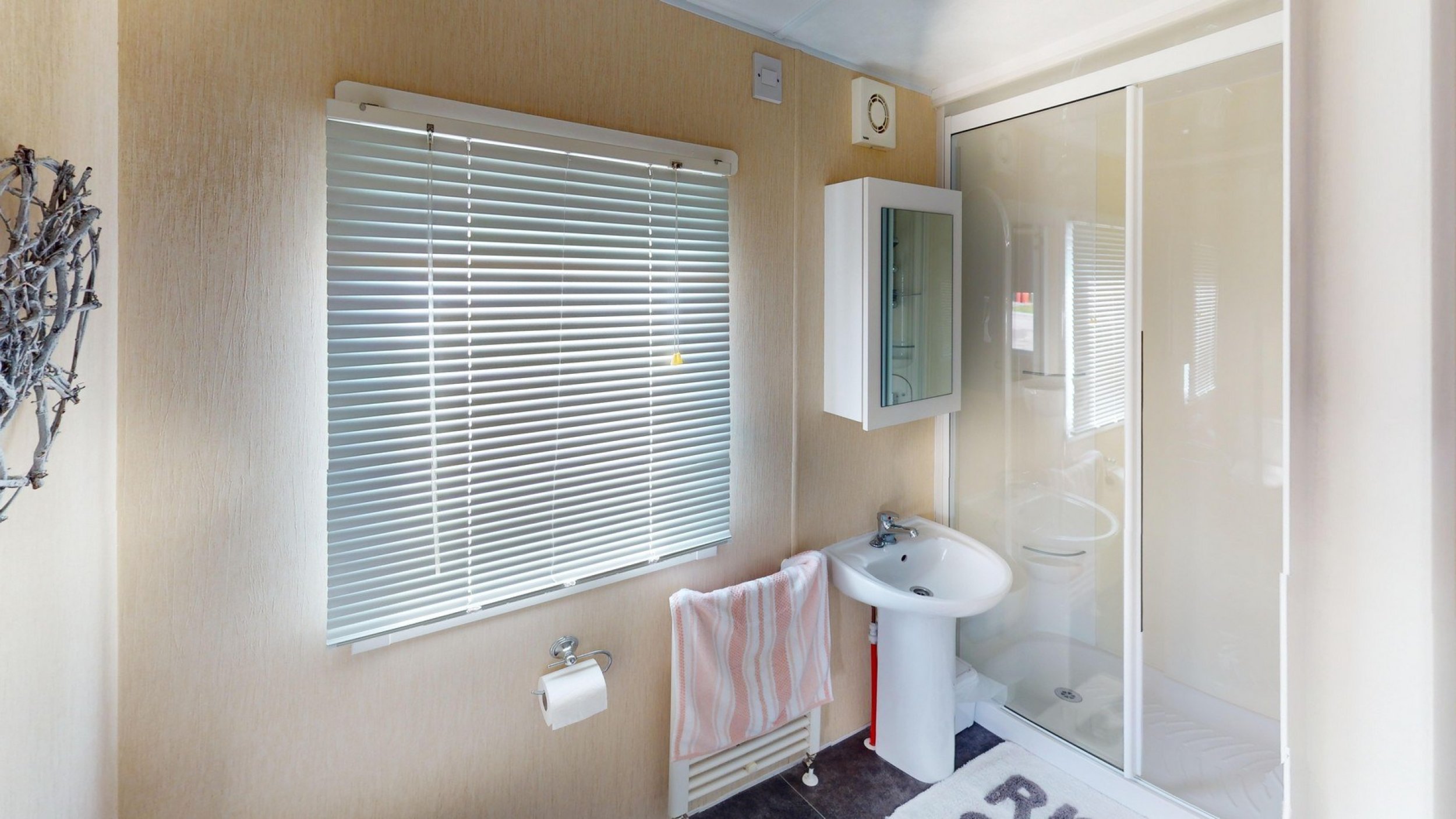 Arronbrook Luxihome
